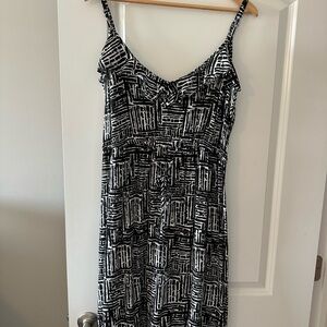 Black and White Patterned Women's Dress